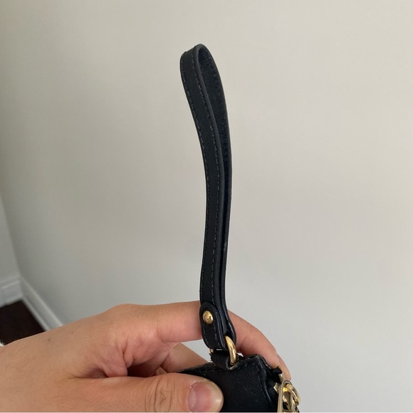 Michael Kors Envelope Clutch - Picture 2 of 5